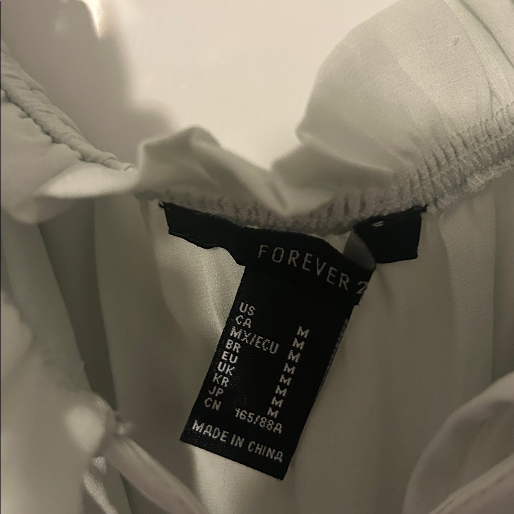 Forever 21 - Picture 2 of 9